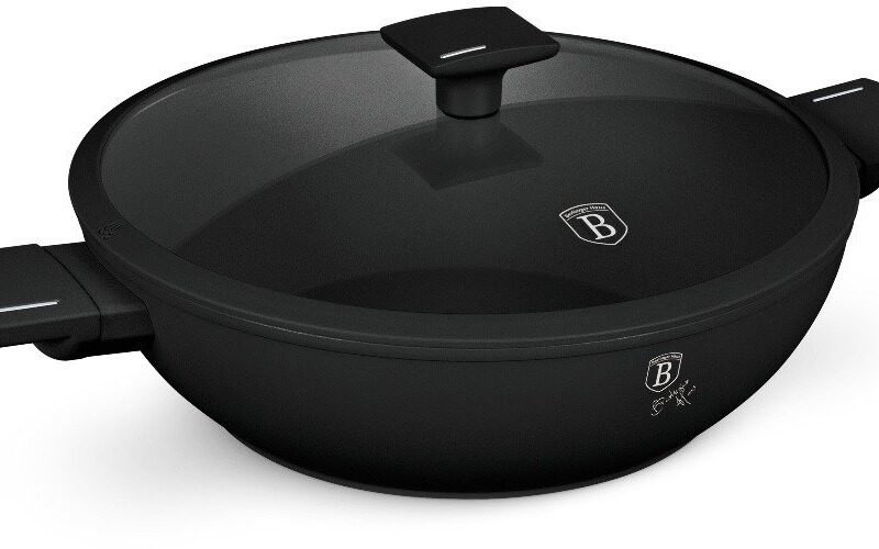 BerlingerHaus Matte Black Collection Panvica WOK s titánovým povrchom a pokrievkou 30 cm