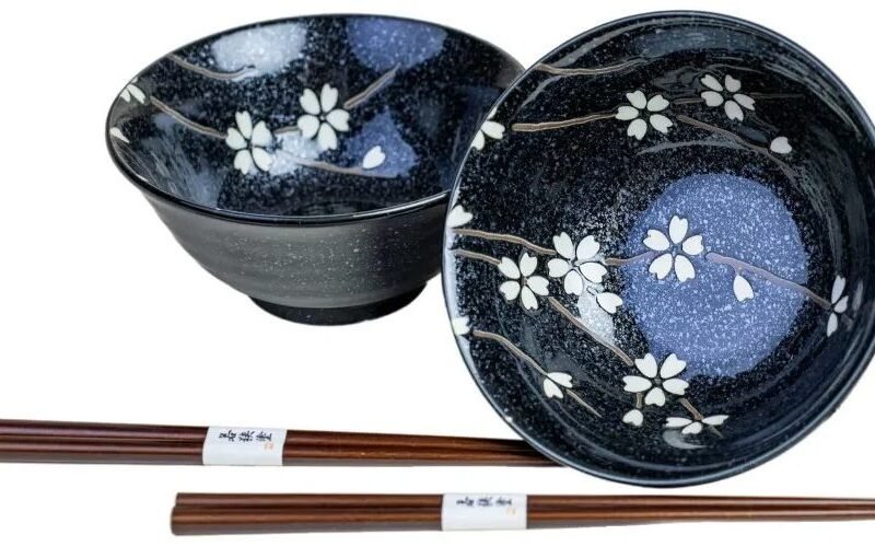 Made In Japan jedálenská miska Black & White Petals 400 ml, súprava 2 ks, s paličkami